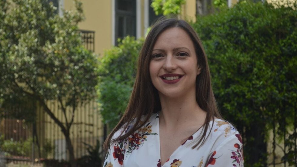 Η επικεφαλής της παράταξης «Πόλη Ανάποδα» Μαρία Κέκη